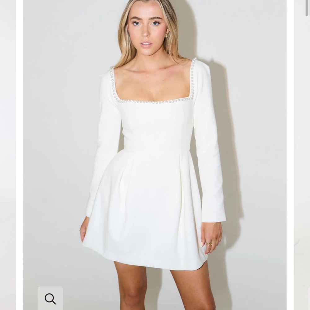 Odd Muse white pearl dress - the ultimate muse